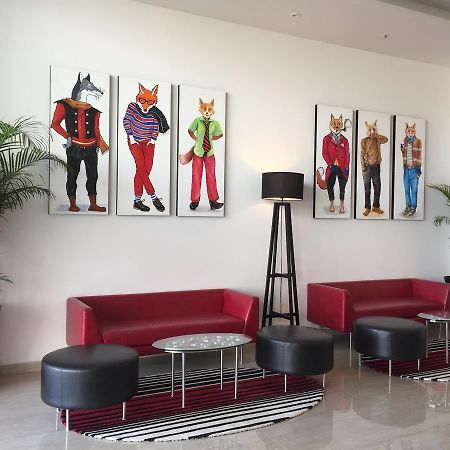 Red Fox By Lemon Tree Hotels, Sector 60, Gurugram Gurgaon Dış mekan fotoğraf